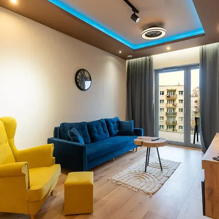 Spodek Modern By Bookinghost カトヴィツェ