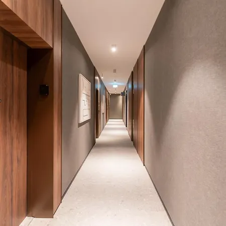 Spodek Modern By Bookinghost *