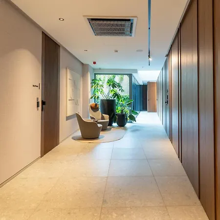 Spodek Modern By Bookinghost アパート