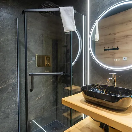 アパート Spodek Modern By Bookinghost *