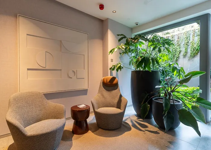 Spodek Modern By Bookinghost